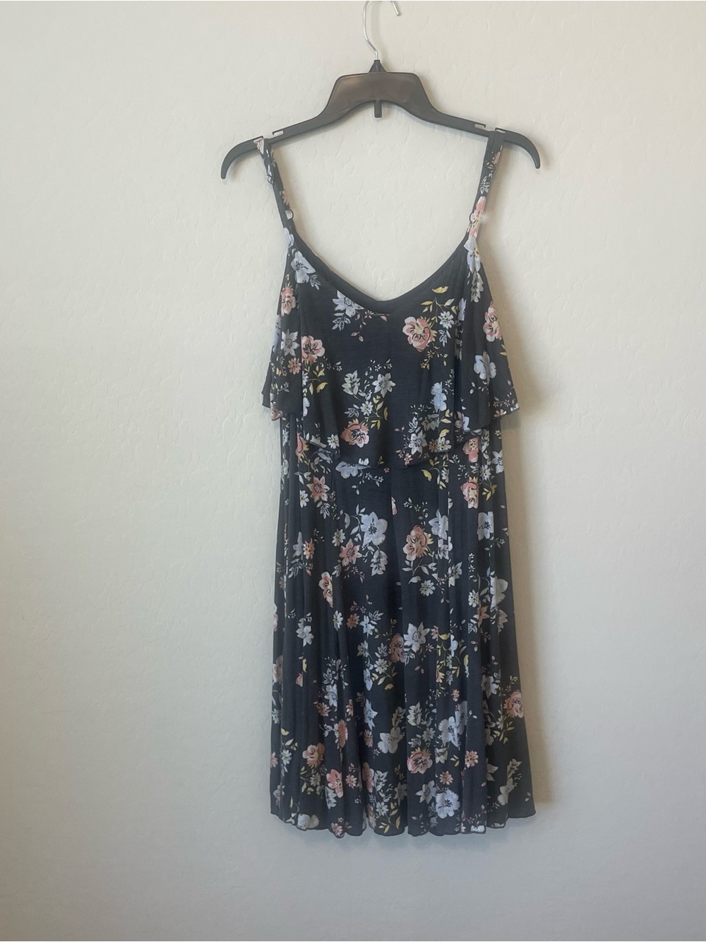 Torrid Gray Floral Flounce Cami Mini Dress Plus Size 1 / 1X 14 16